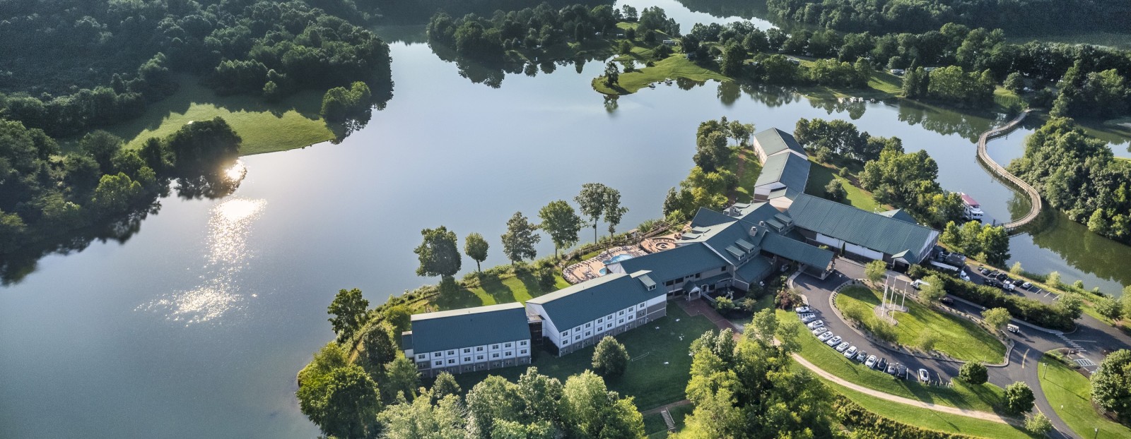 Aerial view of Stonewall Resort beside the lake